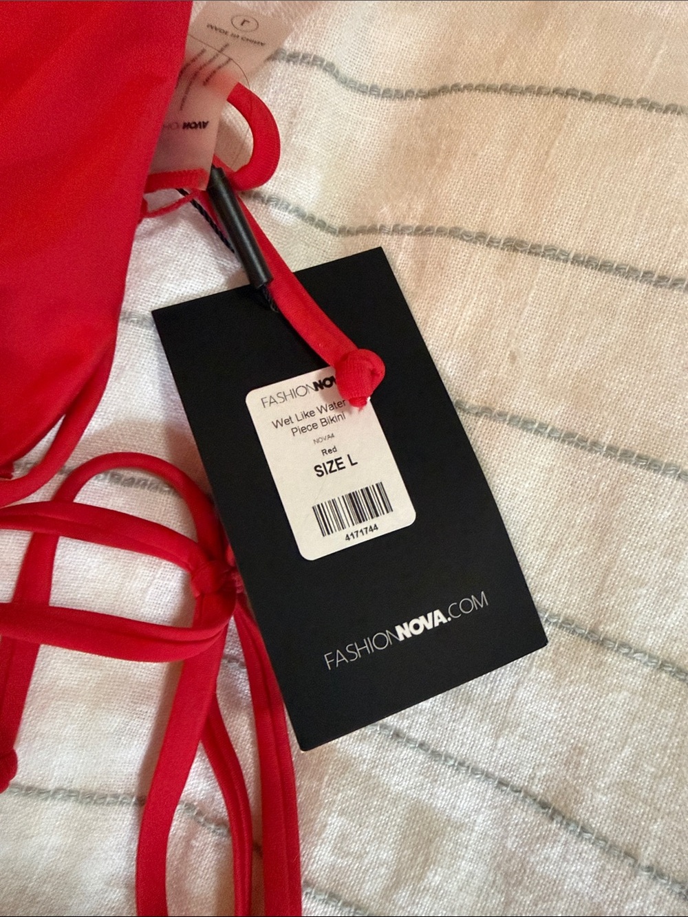 Wet Red String Bikini Set with Cutout Top - Picture 5 of 6